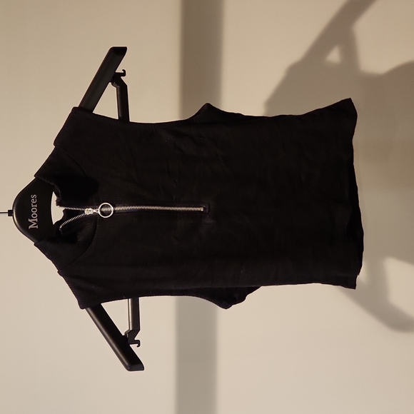 O ring zipper black halter top ribbed size small women - Picture 1 of 1
